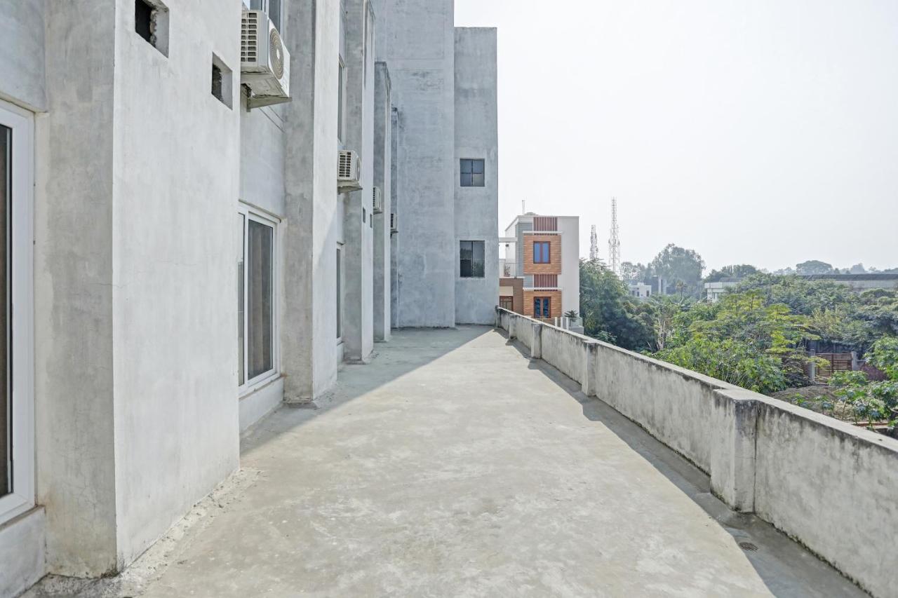 Oyo Flagship 80971 The Lime Tree Bareilly Exteriör bild