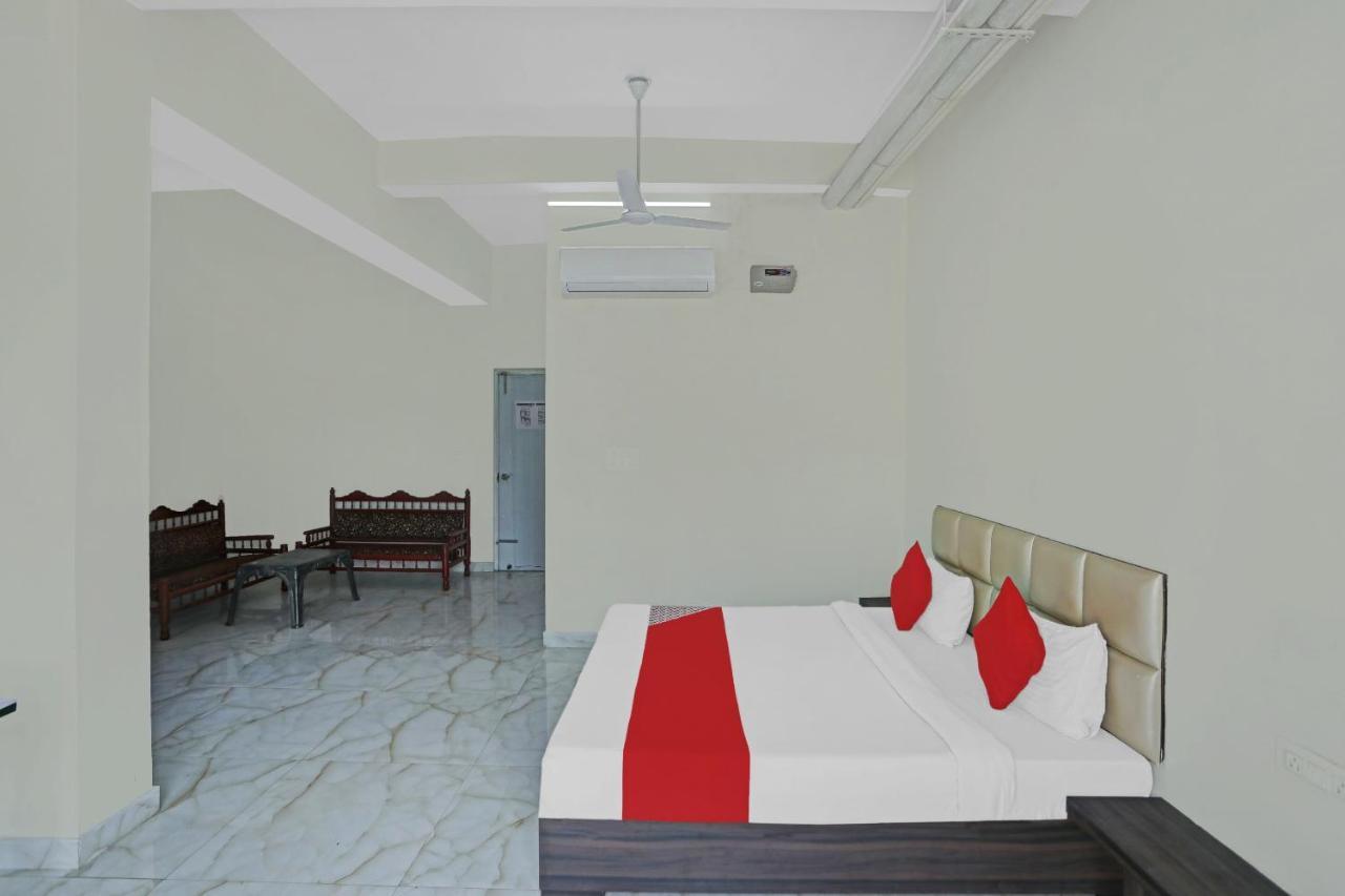 Oyo Flagship 80971 The Lime Tree Bareilly Exteriör bild