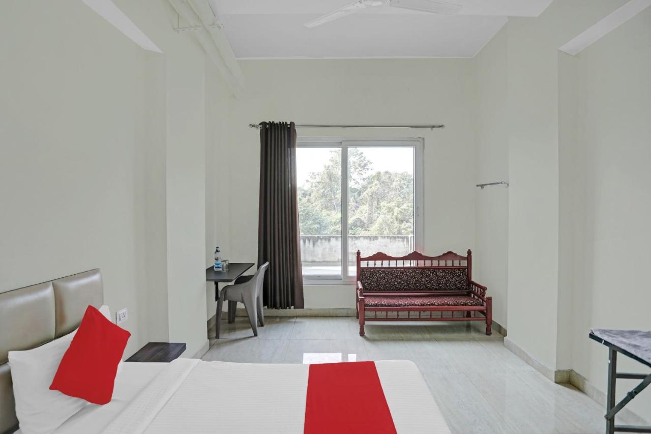 Oyo Flagship 80971 The Lime Tree Bareilly Exteriör bild