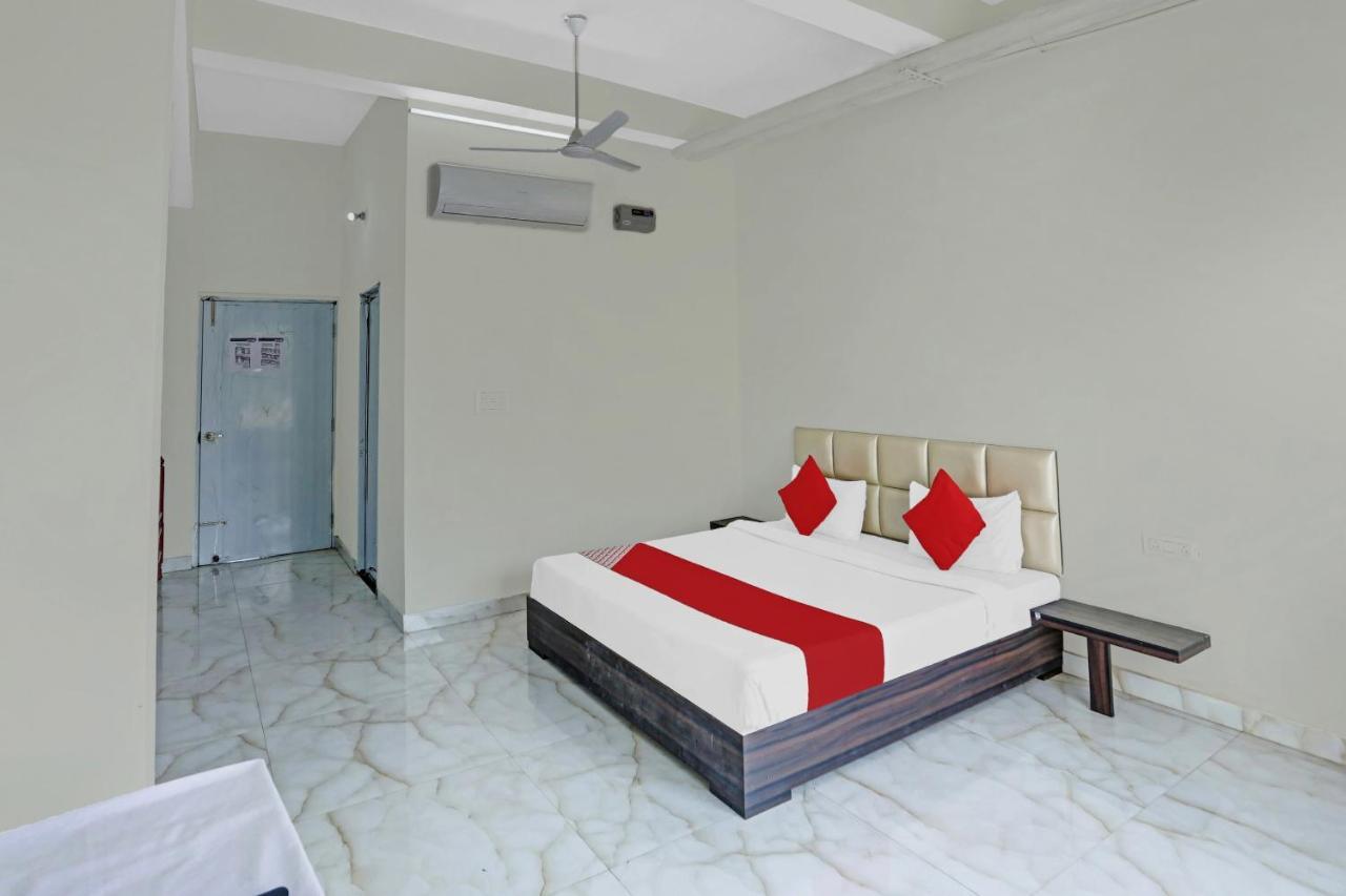Oyo Flagship 80971 The Lime Tree Bareilly Exteriör bild