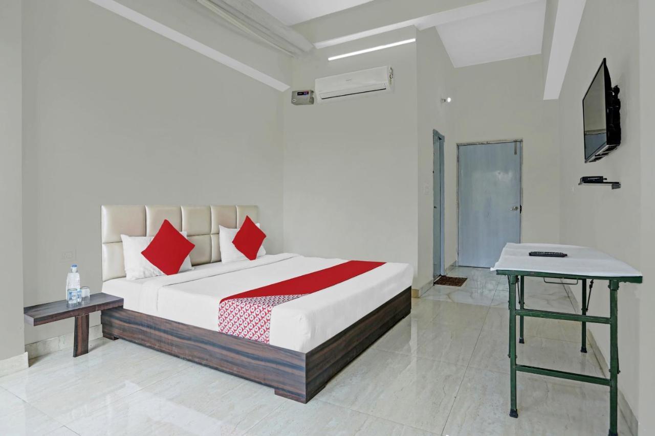 Oyo Flagship 80971 The Lime Tree Bareilly Exteriör bild
